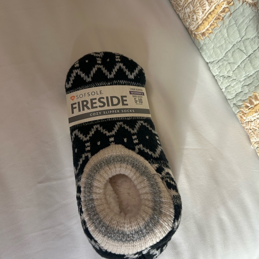 SofSole Fireside Cozy Slipper Socks - Black and Cream